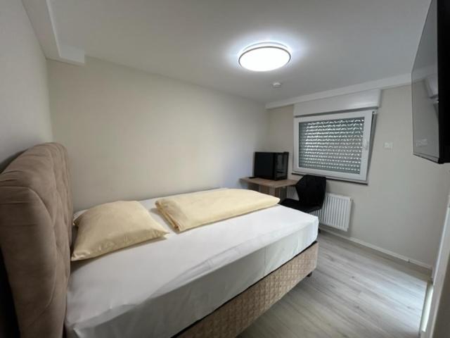 Rheinischer Hof Appartements เลเวอร์คูเซน ภายนอก รูปภาพ